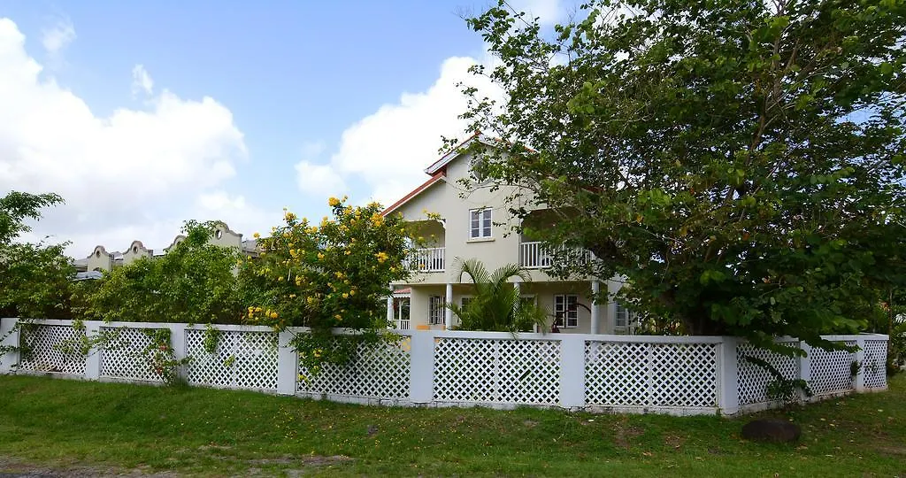 Heritage House - Rodney Bay Bed & Breakfast Gros Islet
